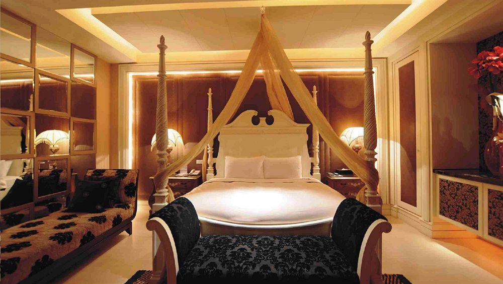 Li Hsin Motel Taichung Buitenkant foto